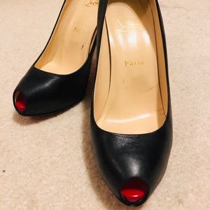 Peep Toe Christian Louboutins